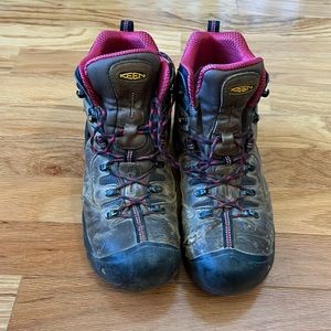 Mens KEEN waterproof composite toe boots